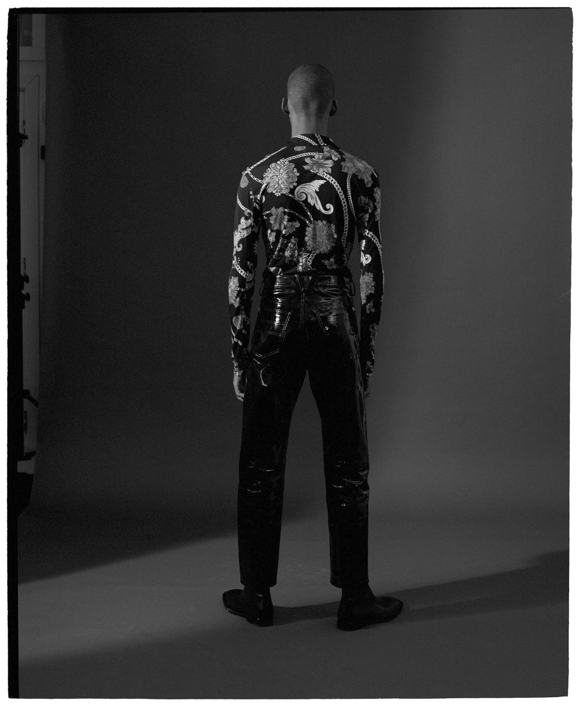 Luke & Nik - dscene_lukeandnik_006_2000