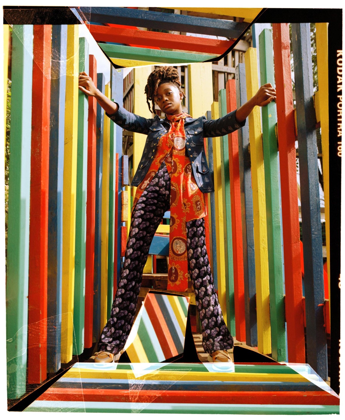 Luke & Nik - es_little_simz_lukeandnik_003