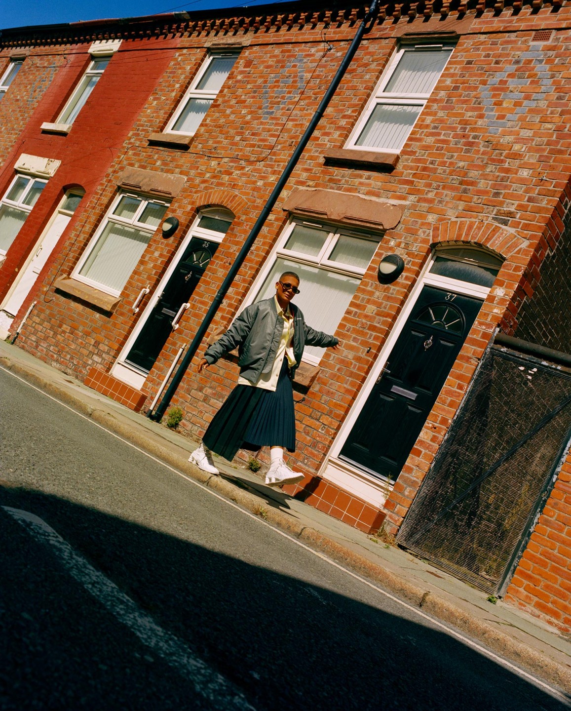 Luke & Nik - ln654_season_svds_014_r1_flatten_cropped_2000px