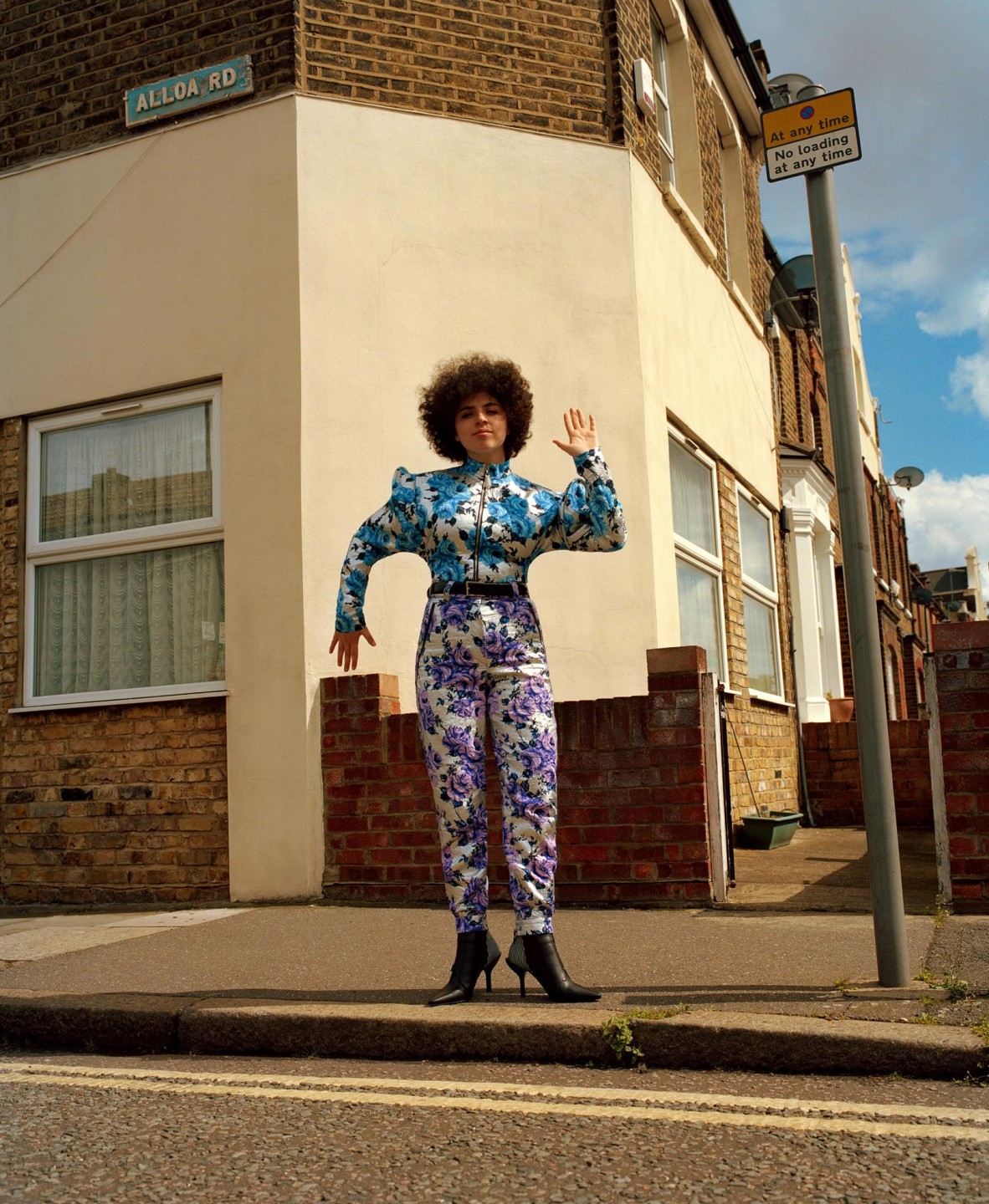 Luke & Nik - sleek_lukeandnik_001