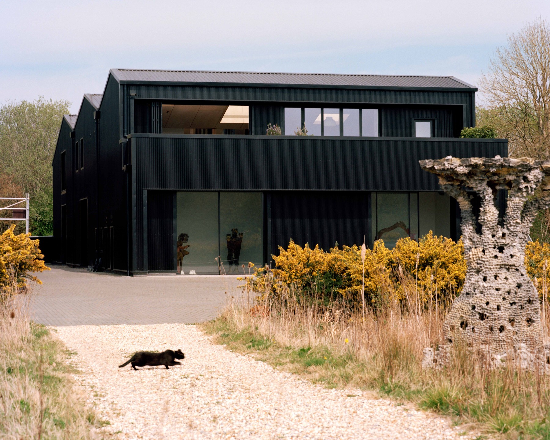 Luke & Nik - ln737_mh_r1_015