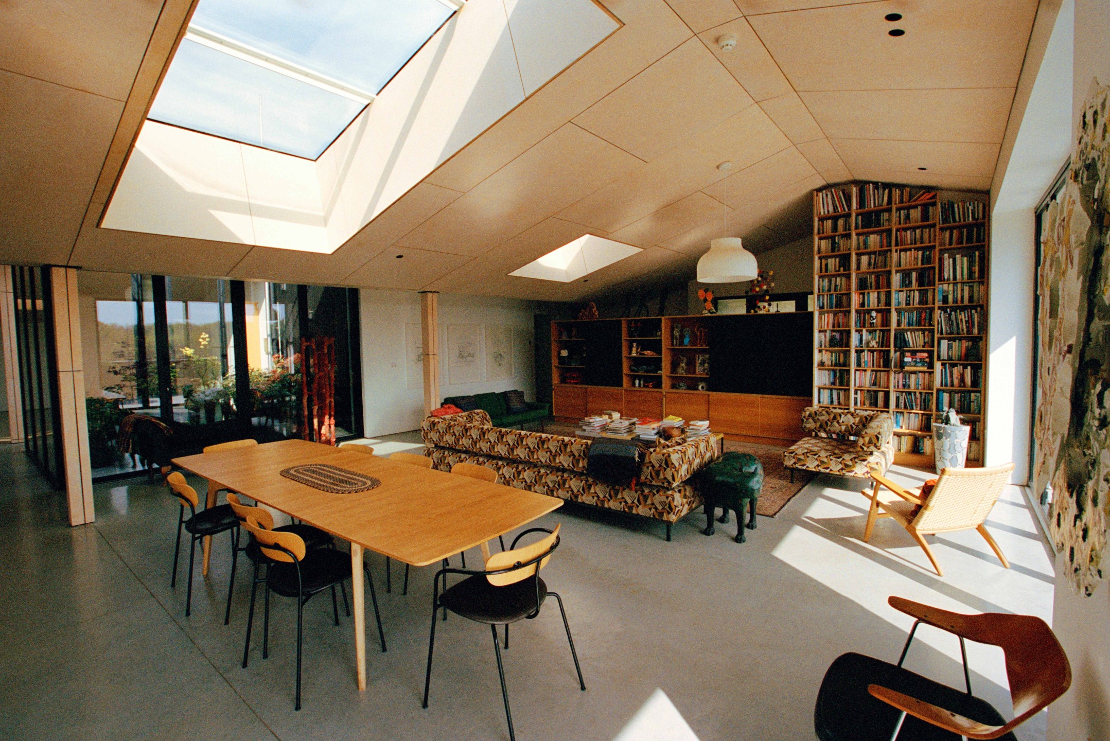 Luke & Nik - ln737_mh_r1_003