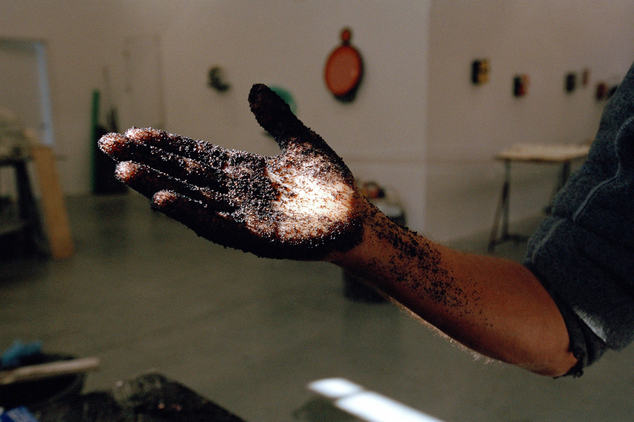 Luke & Nik - ln737_mh_r1_001